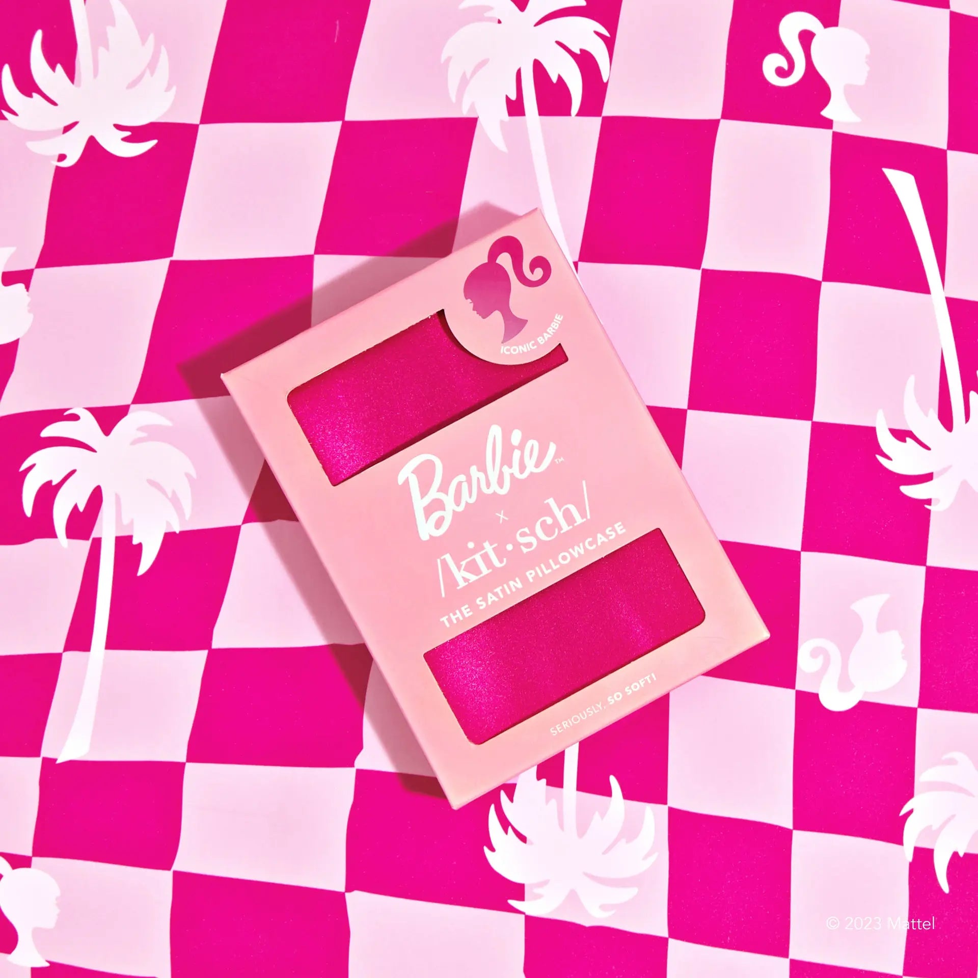 Kitsch - Barbie Satin Pillowcase Iconic