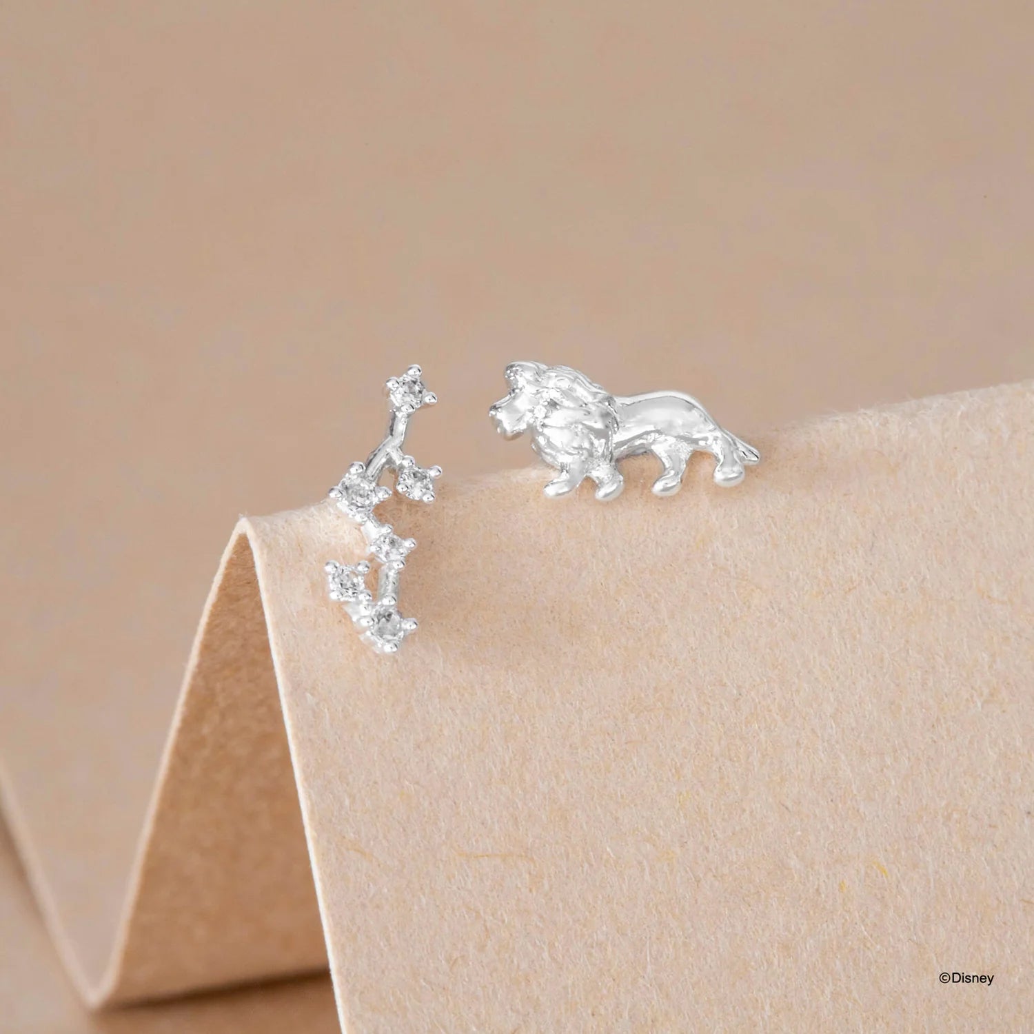 Short Story - The Lion King Earring Diamante Great Kings Silver