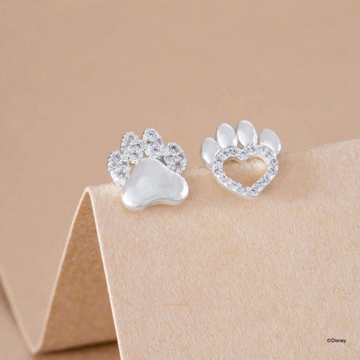 Short Story - The Lion King Earring Diamante Paw Print Simba & Nala Silver