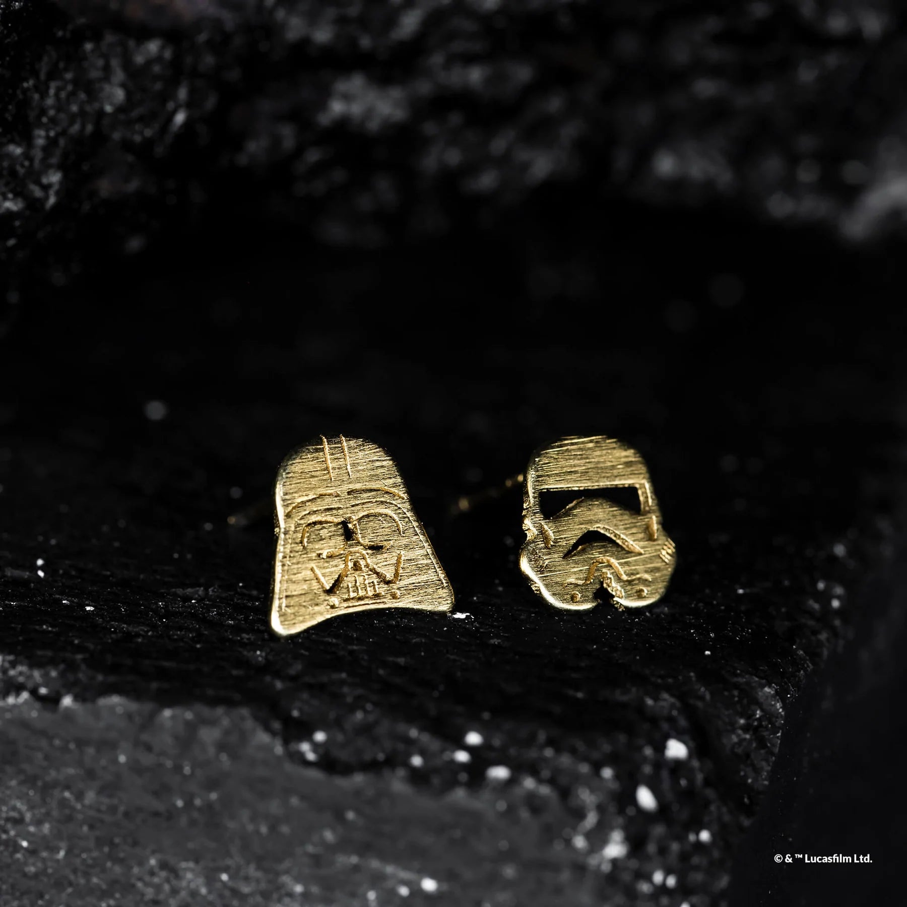 Short Story - Star Wars Earring Darth Vader & Stormtrooper Gold