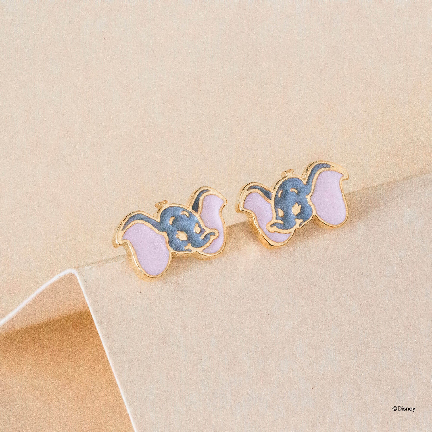 Short Story - Disney Earring Epoxy Dumbo