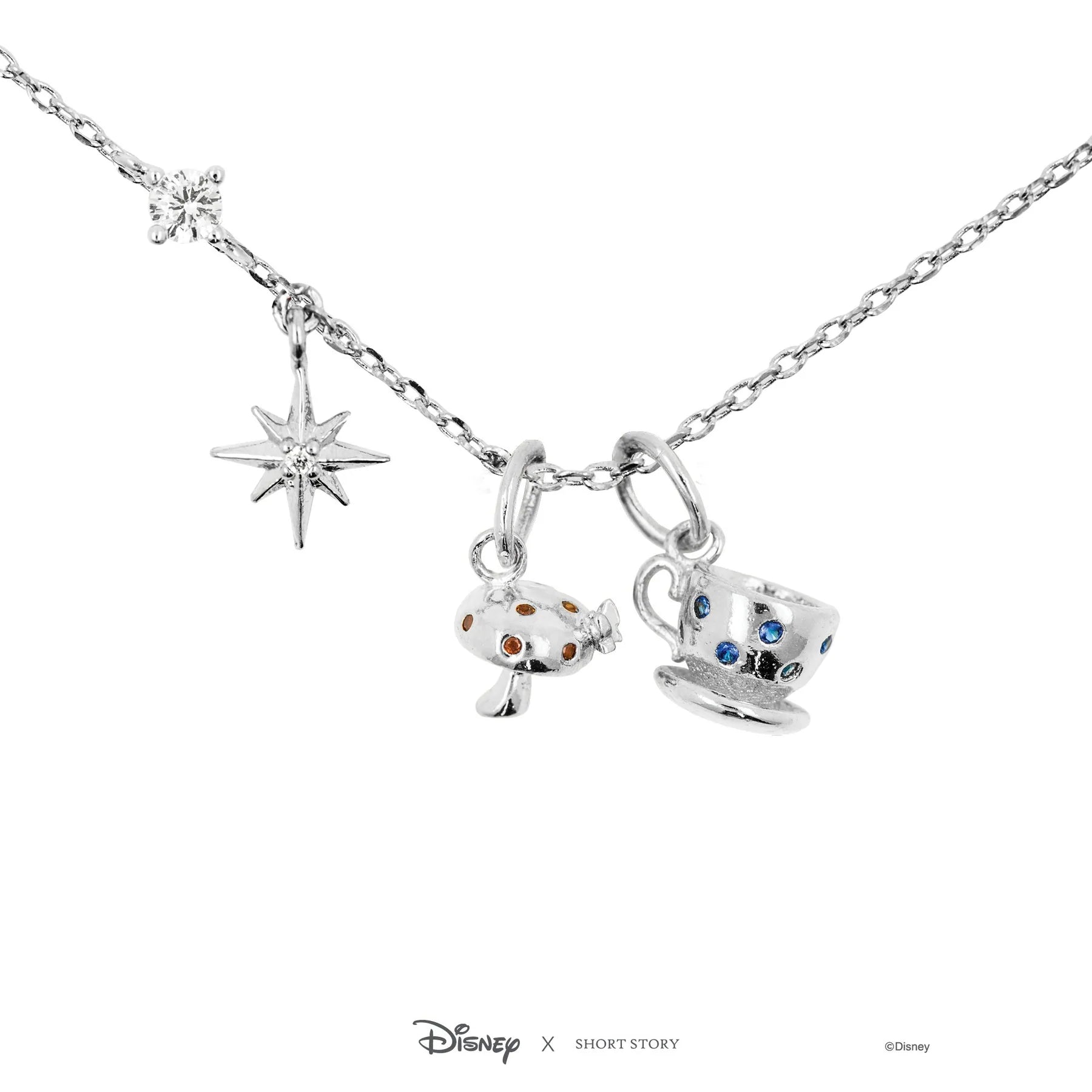 Short Story - Disney Necklace Alice in Wonderland Silver