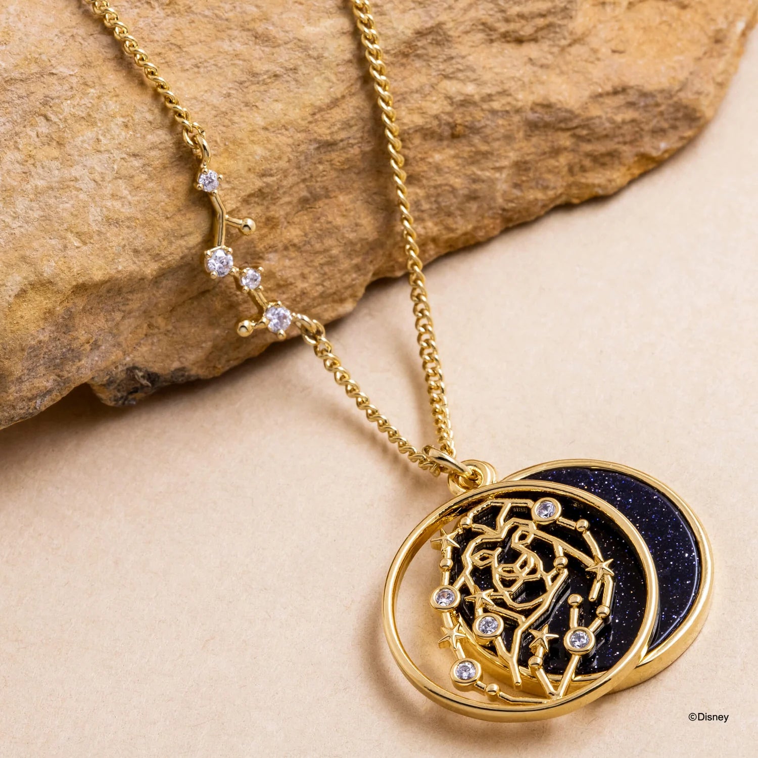 Short Story - The Lion King Necklace Diamante Remember Gold