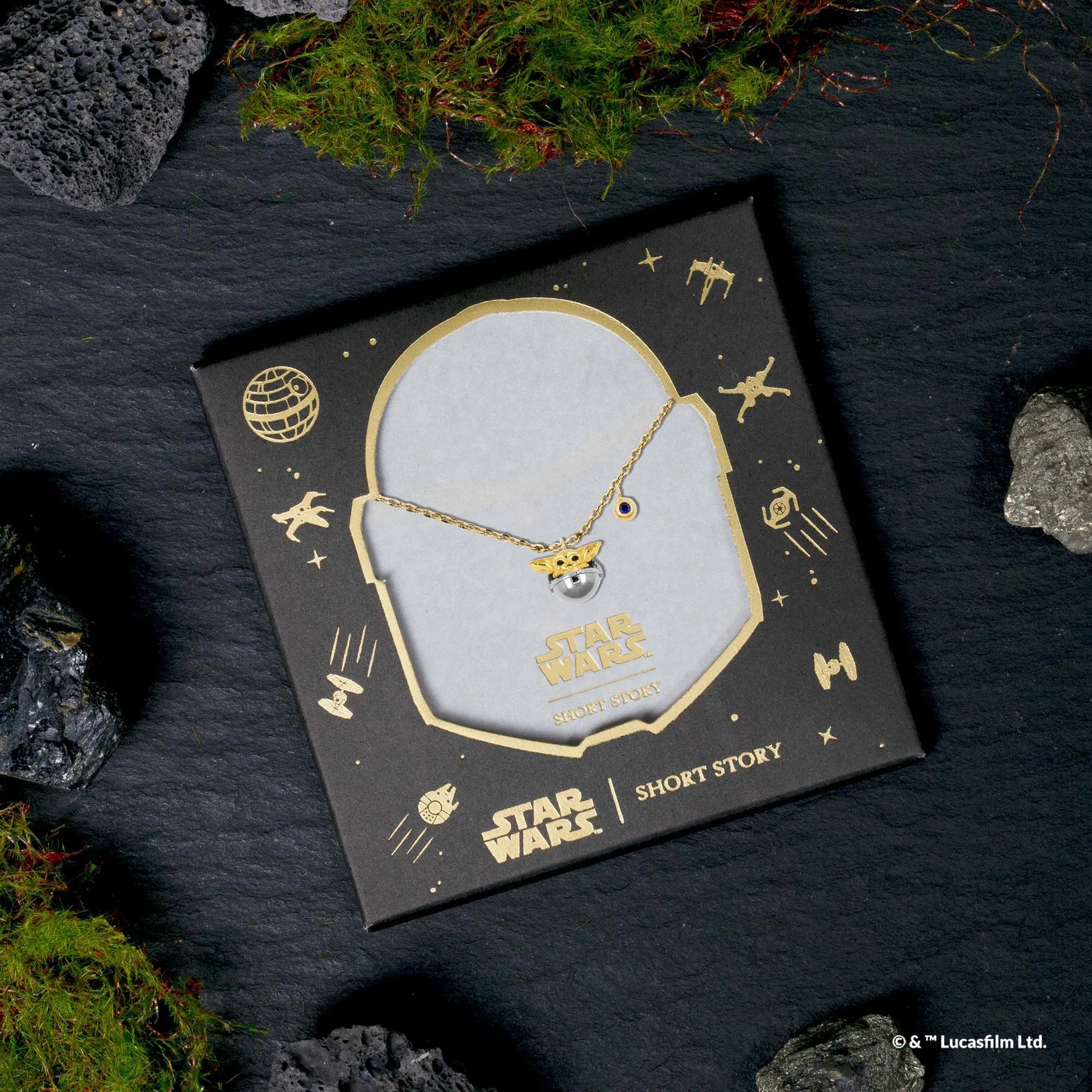 Short Story - Star Wars Necklace Grogu Gold