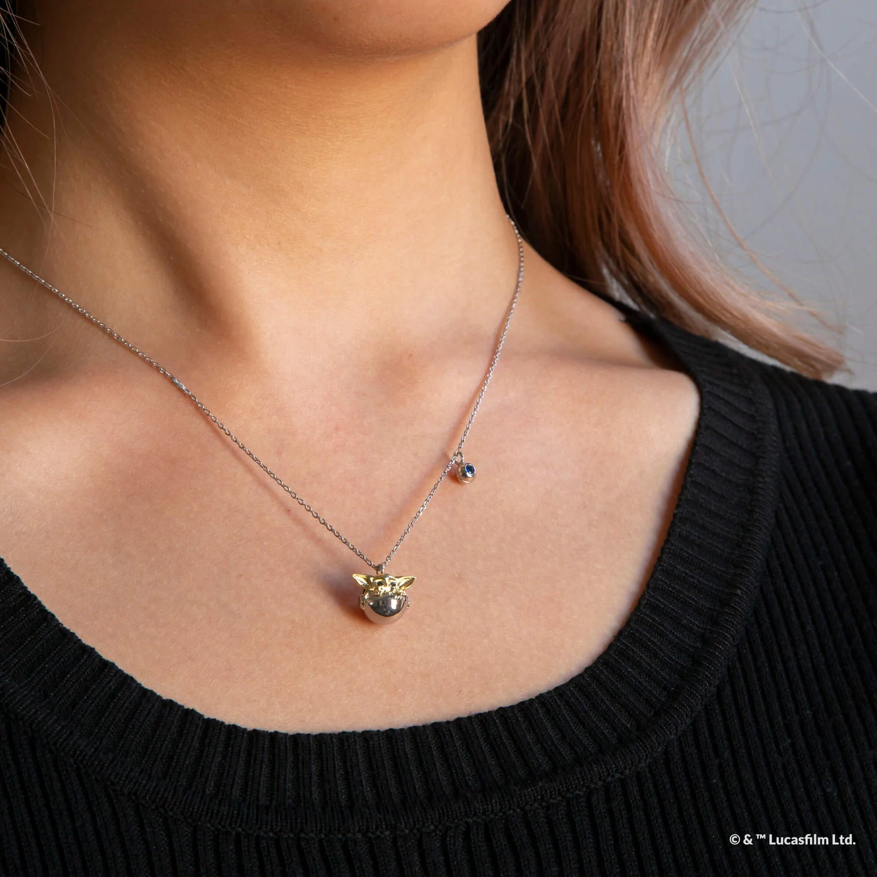 Short Story - Star Wars Necklace Grogu Gold