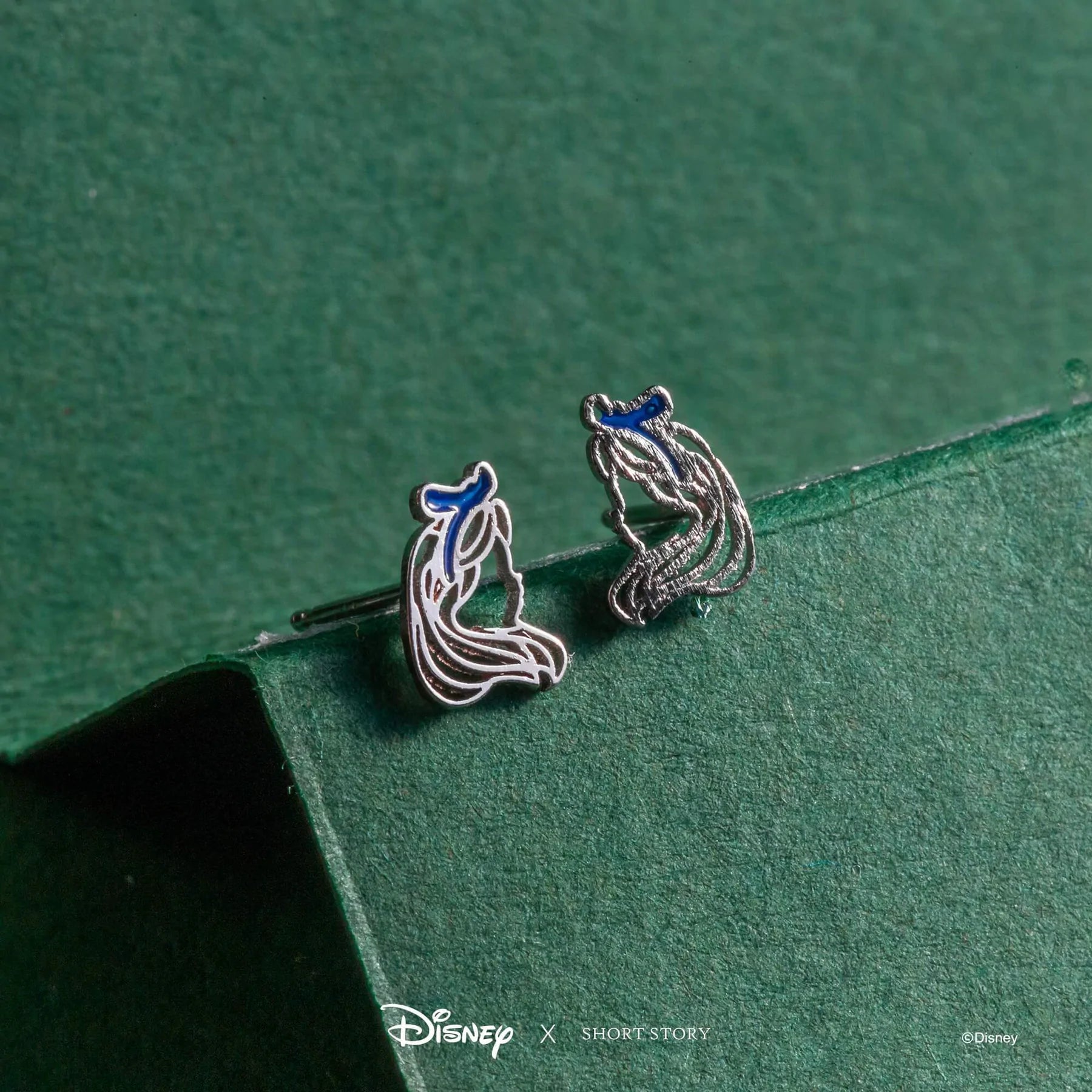 Short Story - Disney Earring Epoxy Alice Silver