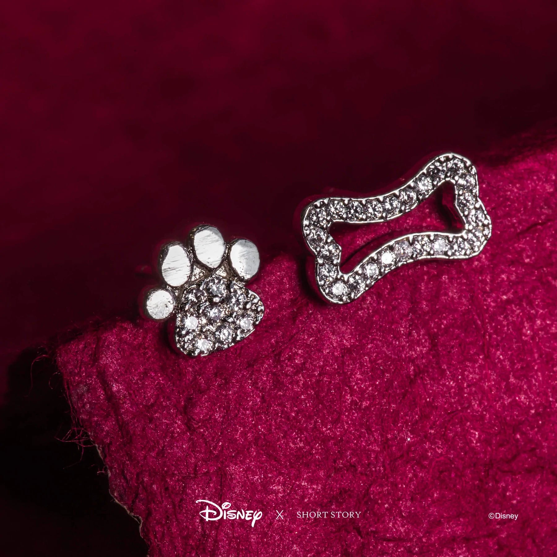 Short Story - Disney Drop Earring Diamante 101 Dalmatians Paw and Bone