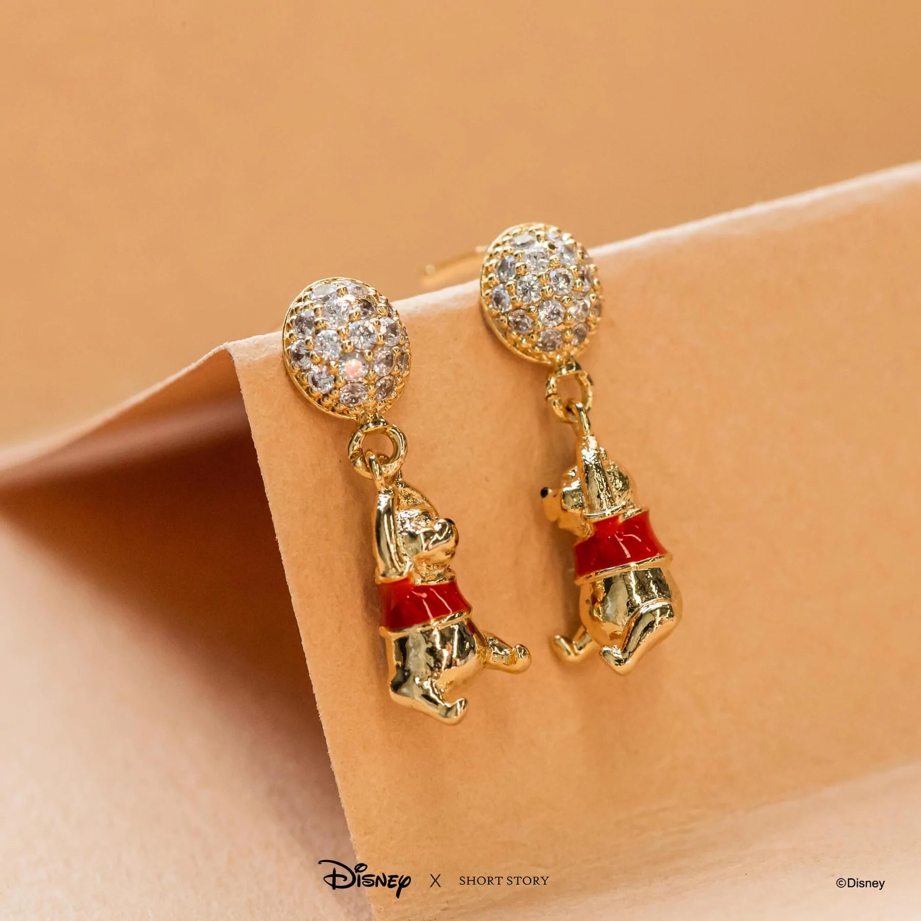 Short Story - Disney Drop Earring Diamante Balloon Pooh